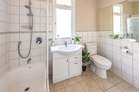 Photo of property in 4 Godwin Crescent, College Estate, Whanganui, 4500