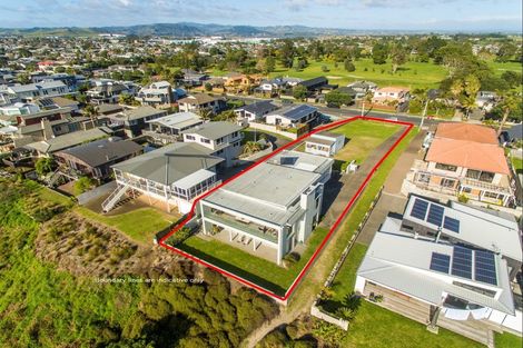 Photo of property in 223 Oceanbeach Road, Mount Maunganui, 3116