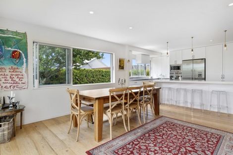 Photo of property in 6 Terrace Avenue, Mount Maunganui, 3116