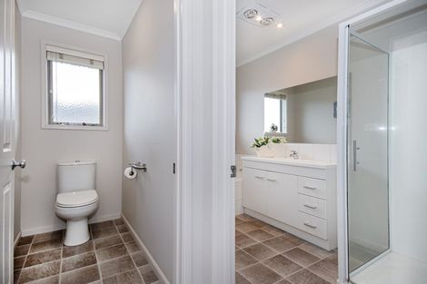 Photo of property in 6 Tieke Place, Horahora, Whangarei, 0110