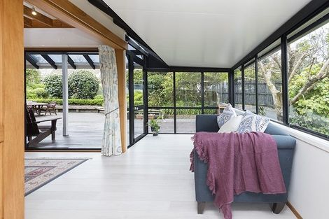 Photo of property in 17 Stevenson Way, Cockle Bay, Auckland, 2014