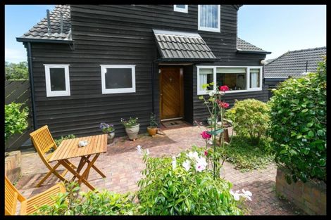 Photo of property in 16a Indira Place, Khandallah, Wellington, 6035