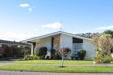 Photo of property in 55 Landsdowne Terrace, Cashmere, Christchurch, 8022