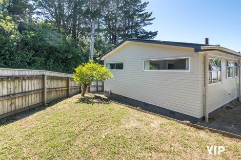 Photo of property in 71 Ironside Road, Johnsonville, Wellington, 6037