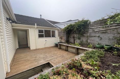 Photo of property in 6 Warwick Street, Wilton, Wellington, 6012