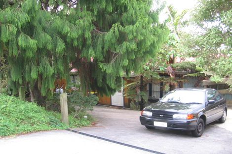 Photo of property in 400 Huia Road, Titirangi, Auckland, 0604