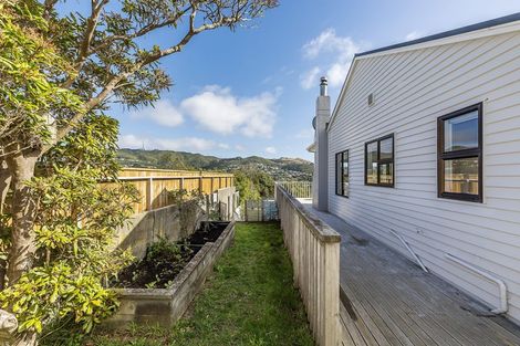 Photo of property in 50 Sheridan Terrace, Johnsonville, Wellington, 6037