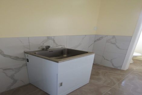 Photo of property in 393 West Coast Road, Glen Eden, Auckland, 0602