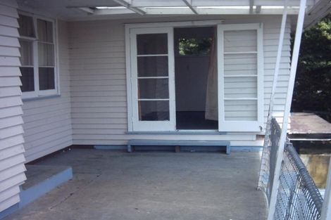 Photo of property in 11 Browning Street, Manurewa East, Auckland, 2102