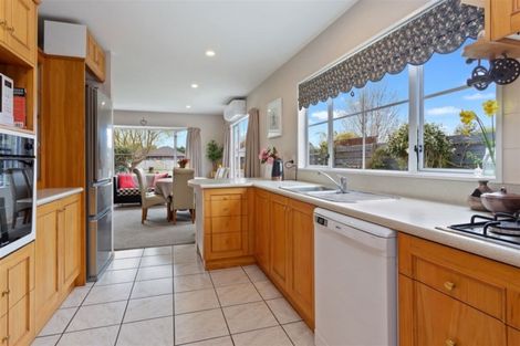 Photo of property in 33 Taranaki Drive, Woodend, 7610