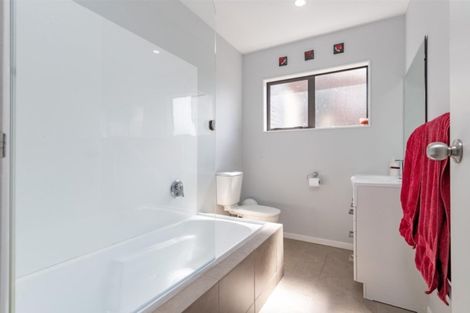 Photo of property in 47 Hawtrey Terrace, Churton Park, Wellington, 6037