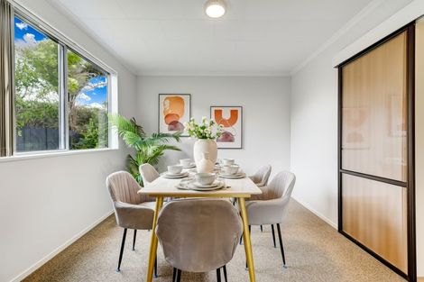 Photo of property in 24 Oakmont Place, Wattle Downs, Auckland, 2103