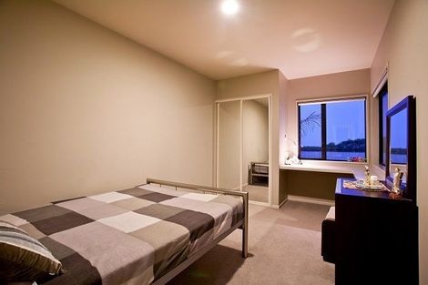 Photo of property in 119 Churchill Road, Rothesay Bay, Auckland, 0630