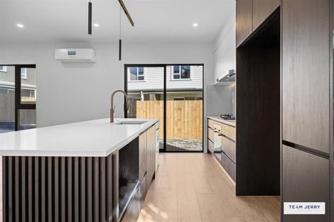 Photo of property in 339b Bucklands Beach Road, Bucklands Beach, Auckland, 2012