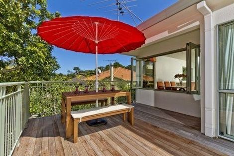 Photo of property in 15 Bush Lane, Northcote Point, Auckland, 0627
