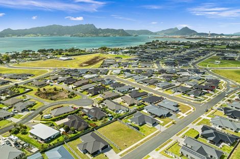 Photo of property in 26 Saint Michael Crescent, One Tree Point, 0118