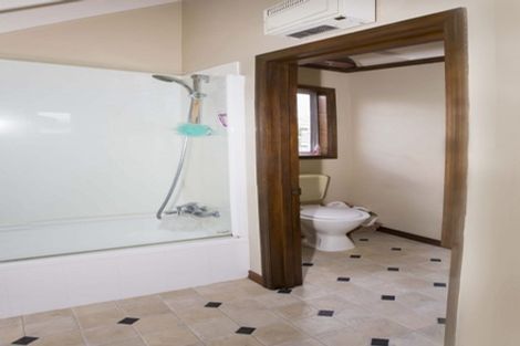 Photo of property in 3 Maclaurin Street, Dannevirke, 4930