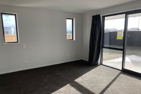 Photo of property in 127 Shillingford Boulevard, Rolleston, 7615