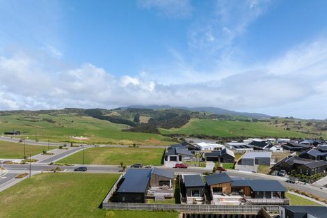 Photo of property in 19 Tunarau Street, Raglan, 3225