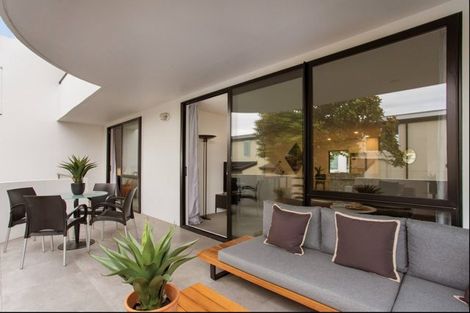 Photo of property in 5/55 Carlton Mill Road, Merivale, Christchurch, 8014