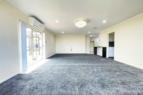 Photo of property in 25 Duckworth Road, Papakura, 2110