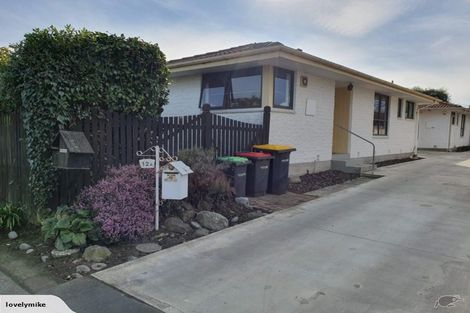 Photo of property in 2/12 Camrose Place, Ilam, Christchurch, 8041