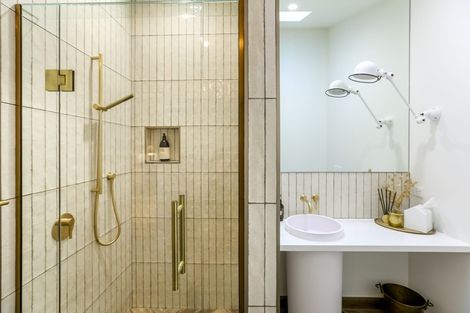 Photo of property in 22 Henui Street, Strandon, New Plymouth, 4312