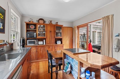 Photo of property in 12 Church Street, Greytown, 5712