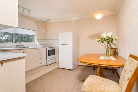 Photo of property in 14a Royal Crescent, Saint Kilda, Dunedin, 9012