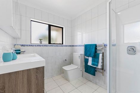 Photo of property in 29a Newington Road, Henderson, Auckland, 0612