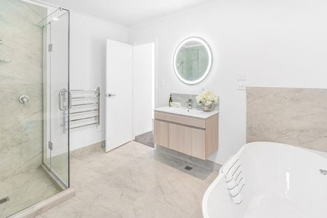 Photo of property in 9 Oku Close, Hillcrest, Hamilton, 3216