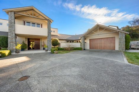 Photo of property in 12 Lakeview Terrace, Taradale, Napier, 4112