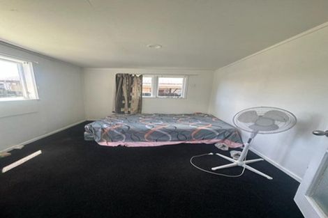Photo of property in 45 Cargill Street, Papakura, 2110