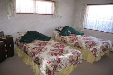 Photo of property in 2/2 Heron Avenue, Matua, Tauranga, 3110