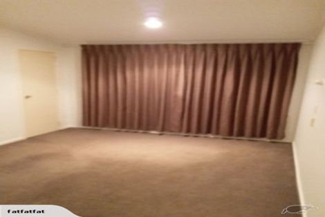 Photo of property in 10 Raleigh Road, Northcote, Auckland, 0627