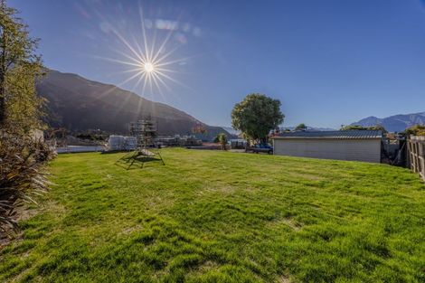 Photo of property in 9 Capell Avenue, Lake Hawea, 9382