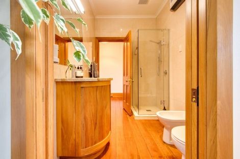 Photo of property in 29 Cameron Road, Bluff Hill, Napier, 4110