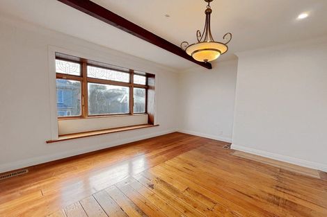 Photo of property in 38 Hawker Street, Mount Victoria, Wellington, 6011