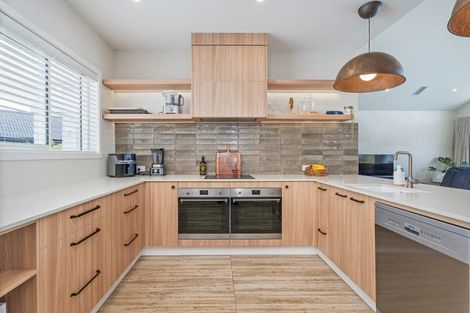 Photo of property in 11 Onerere Drive, Whitianga, 3510