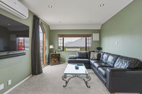 Photo of property in 220 South Road, Caversham, Dunedin, 9012