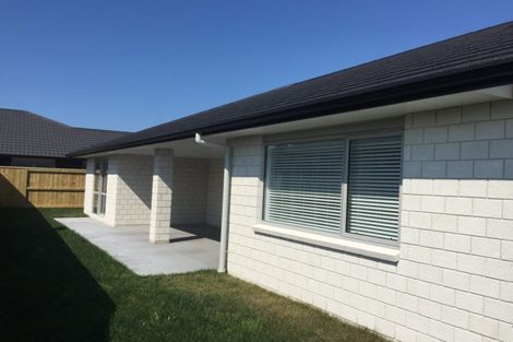 Photo of property in 49 Dunkeld Drive, Papamoa, 3118