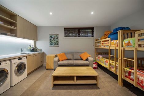 Photo of property in 31 Hackett Road, Jacks Point, Queenstown, 9371