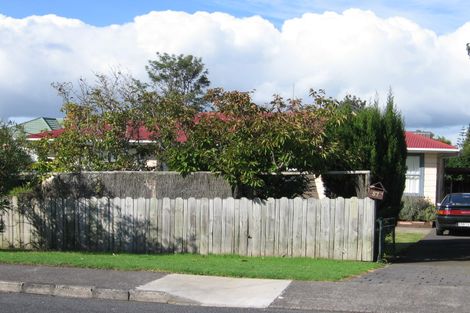Photo of property in 57a Totara Road, Te Atatu Peninsula, Auckland, 0610