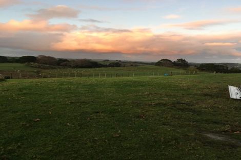 Photo of property in 132b Gatfield Road, Kaukapakapa, 0873