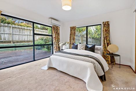 Photo of property in 40 Pigeon Mountain Road, Half Moon Bay, Auckland, 2012