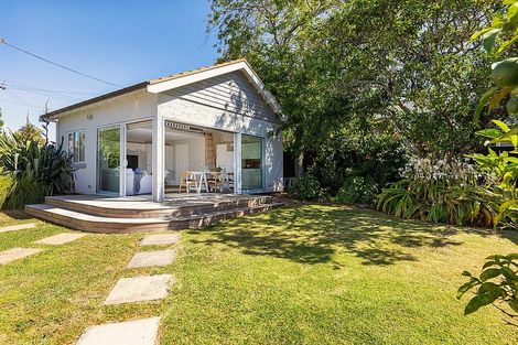 Photo of property in 5 Bennett Street, Mount Albert, Auckland, 1025