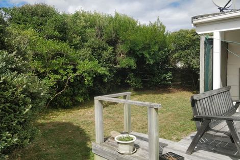 Photo of property in 25 Kahukura Avenue, Waitarere Beach, Levin, 5510