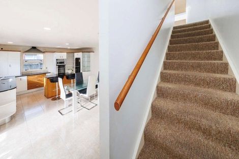Photo of property in 1 Ayr Place, Hokowhitu, Palmerston North, 4410