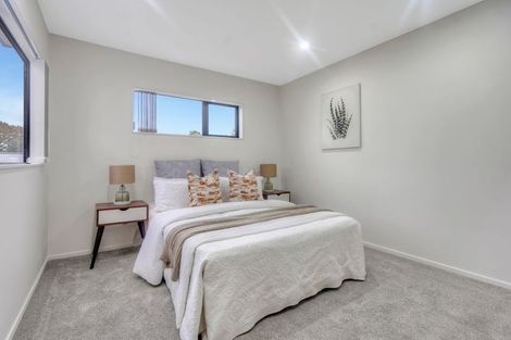 Photo of property in 5/2 Smiths Avenue, Papakura, 2110