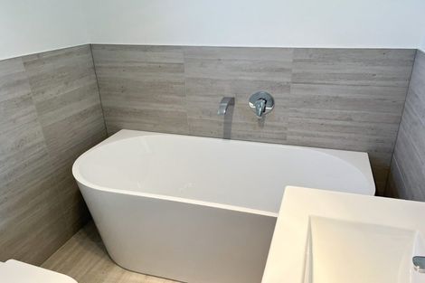 Photo of property in 10/535 Swanson Road, Ranui, Auckland, 0612